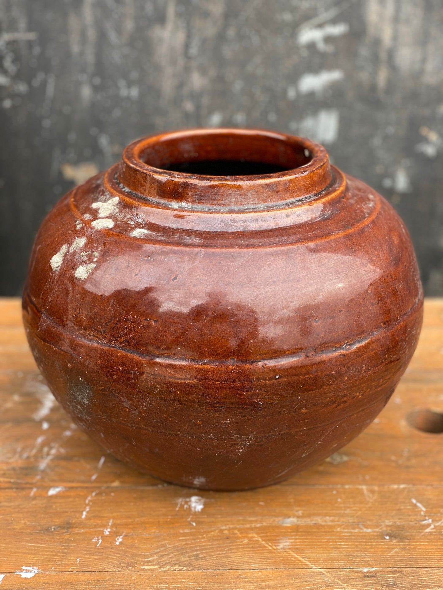 19th Century Brown Glaze Decorative Round Storage Pot (Ginger)