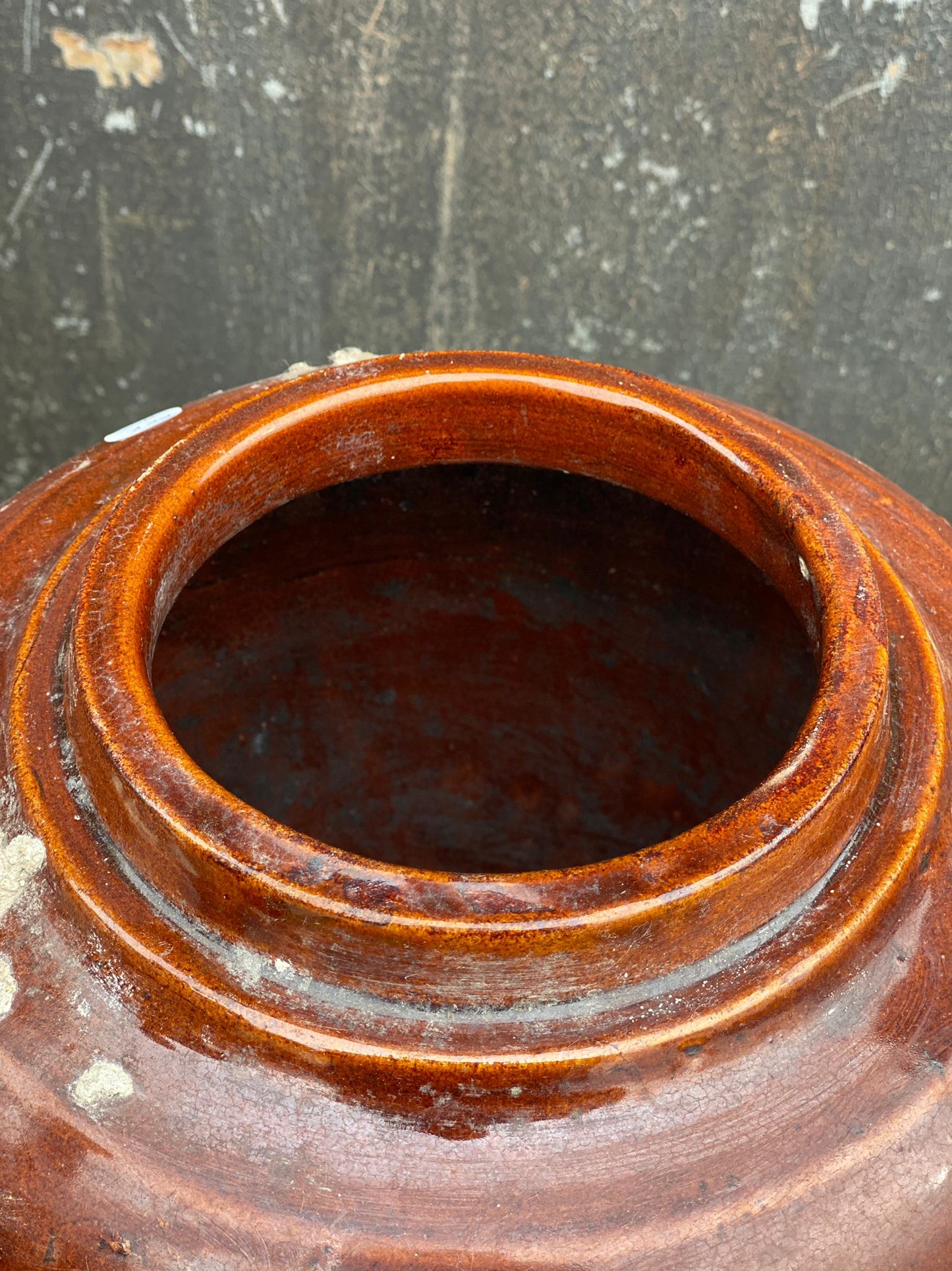 19th Century Brown Glaze Decorative Round Storage Pot (Ginger)